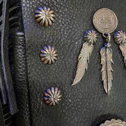 25BG-MB001S : Medicine Back / CONCHO & FEATHER