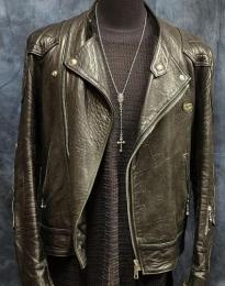 25ROS101SS : NECKLACE ROSARY / GUITAR HEAD MARIA