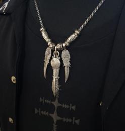 20NT-PC001SS : PENDANT & CHAIN / 3 FEATHER
