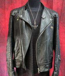 25NTC-ASM001SB :PENDANT&CHAIN/ANCHOR & SANTAMUERTE
