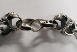 22C-BR-CS001SS : BRACELET/CALAVERA HEAD&SNAKE HOOK