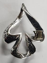25NT-SP001SB : PENDANT / SPADE & XIII