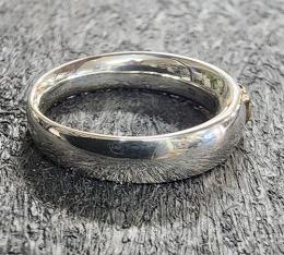 GPR05R : HORSE SHOE PAIR RING (ROUND TYPE)