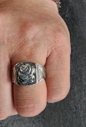 24R-REEGR001SS : RECTANGLE ENG RING / ROSE