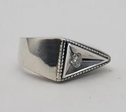 25HS-R-TR01-SV : RING " TRIANGLE RING " 