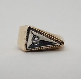25HS-R-TR01-K10.K18YG : RING " TRIANGLE RING " 