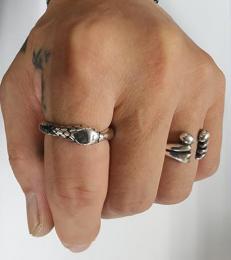 25HS-R-UB001-SV : RING  " OUROBOROS RING " 