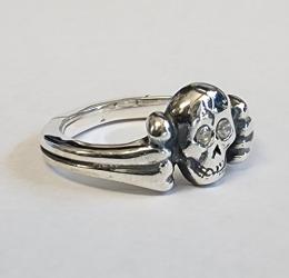 26HS-R-SCB01-SV : HΦS/RING/SKULL & CROSSBONES