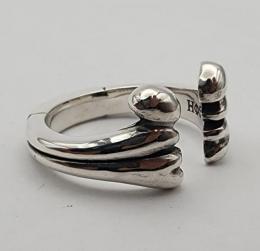 26HS-R-CB01-SV : HΦS / RING / CROSSBONES / LARGE