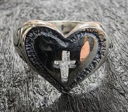 R-16HT001 : HEART & CROSS RING