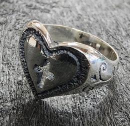 R-16HT001 : HEART & CROSS RING