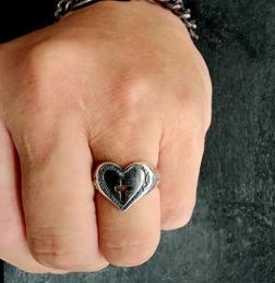 R-16HT001 : HEART & CROSS RING