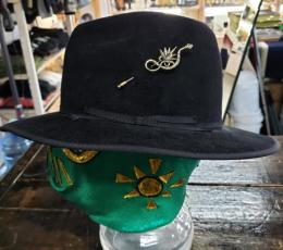 20GHP-002 : HAT&LAPELPIN / SNAKE & MOON(S), AGAVE