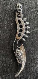 24NT-CKCT001SS : PENDANT / SKULL & COBRA KNIFE