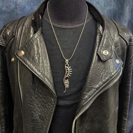 24NT-CKCT001SS : PENDANT / SKULL & COBRA KNIFE